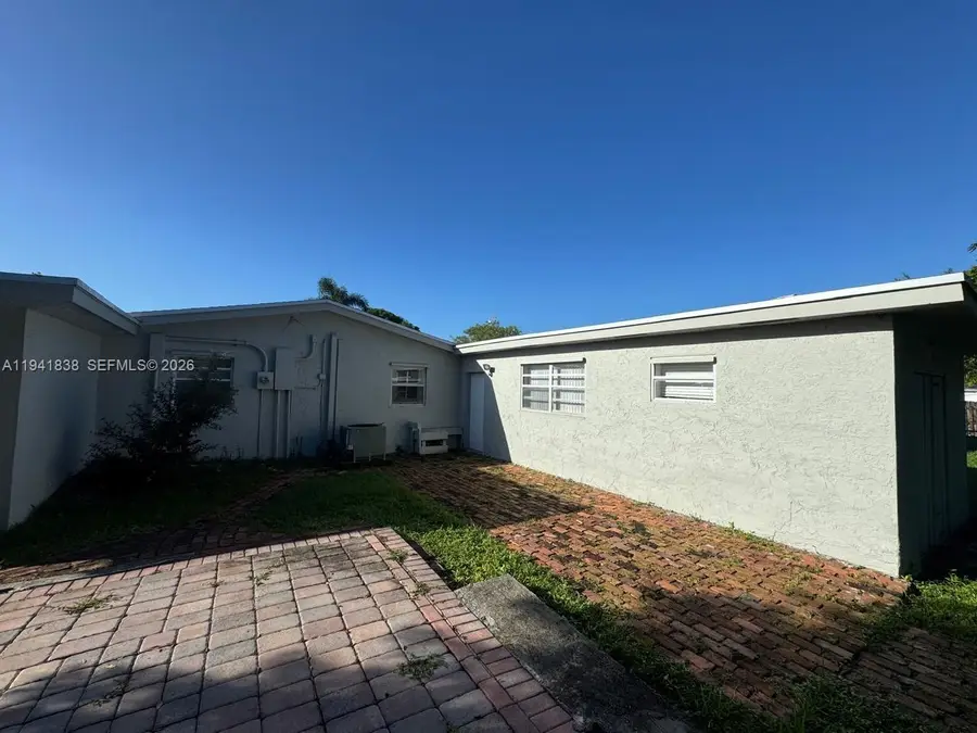 6241 NW 12th St, Sunrise, FL 33313 - #2