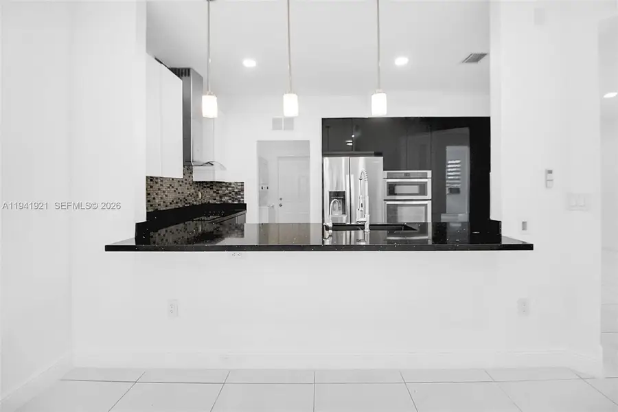 8159 NW 116th Ct, Doral, FL 33178 - Image #2