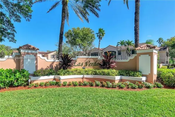 502 SW 158th Ter #203, Pembroke Pines, FL 33027