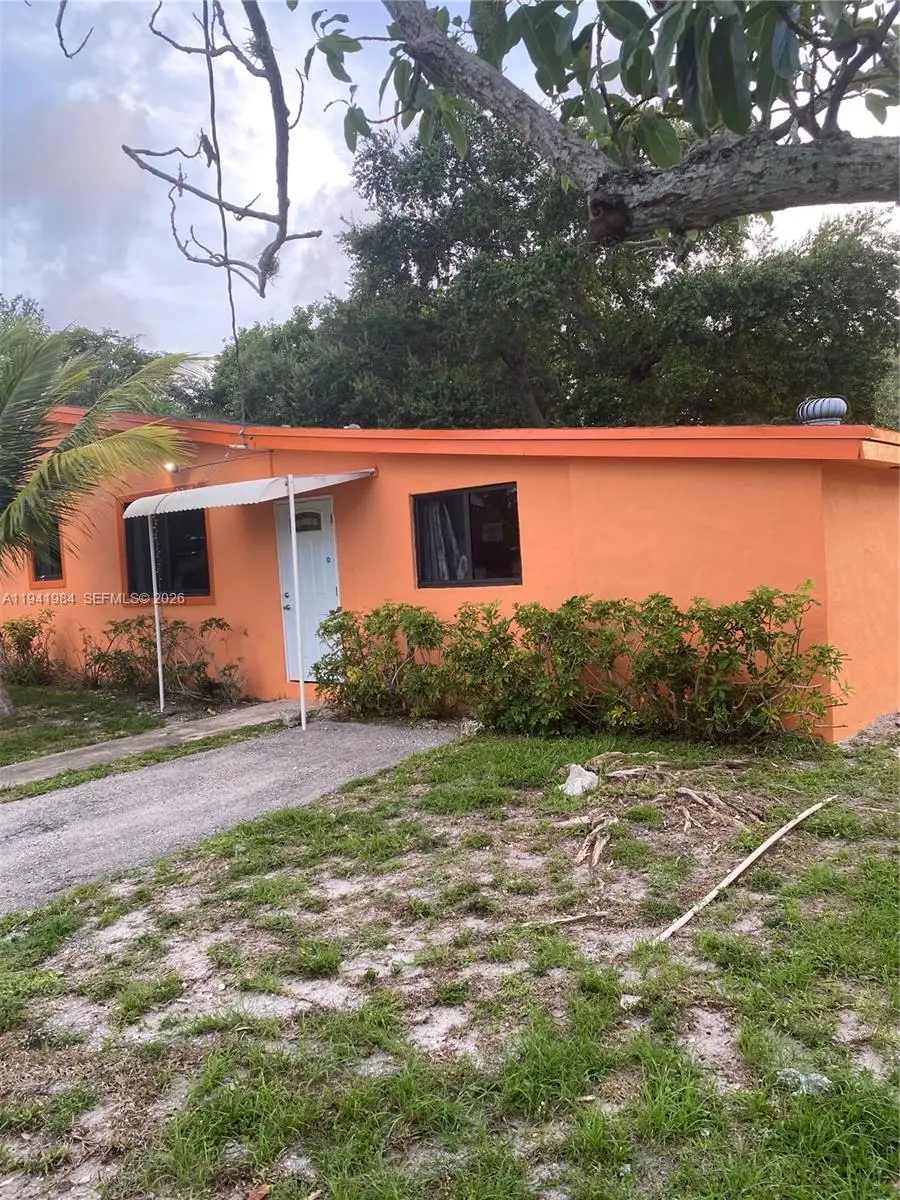 3300 SW 40th Ave, West Park, FL 33023 - Image #2