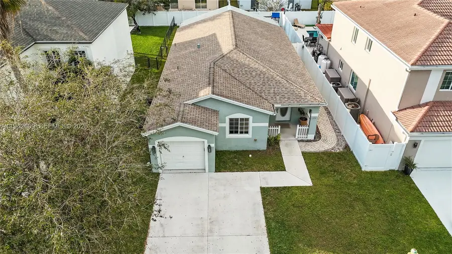 1227 SW 46th Ter, Deerfield Beach, FL 33442 - Image #2