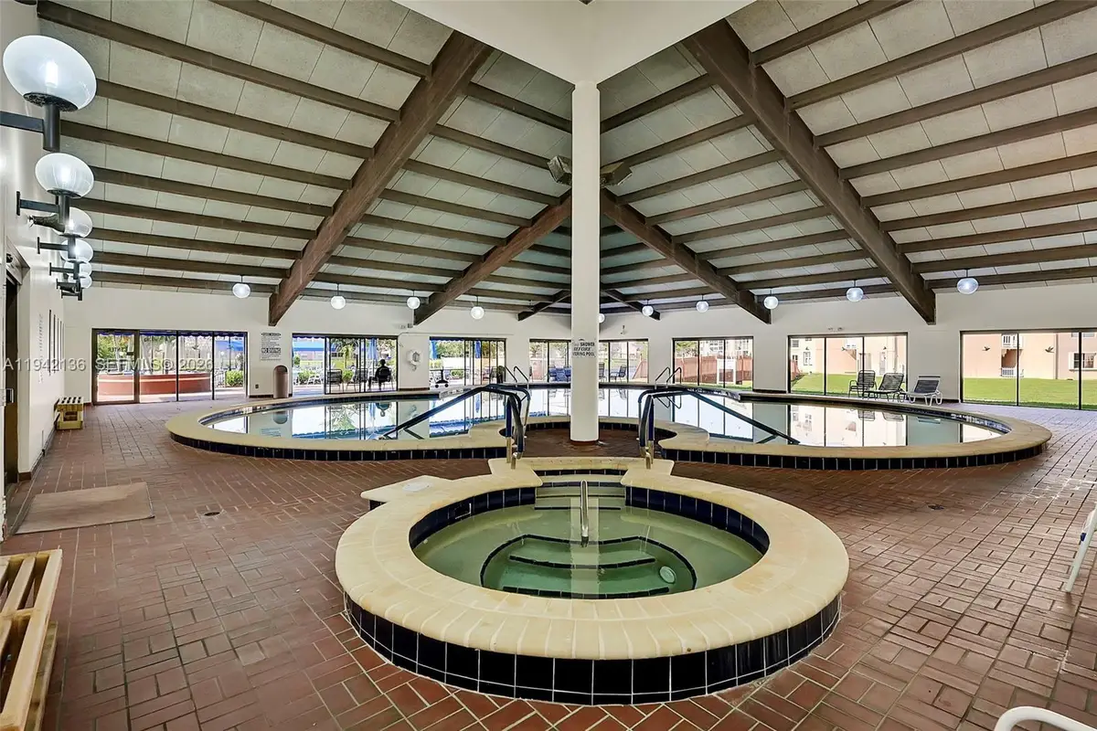 9121 Sunrise Lakes Blvd #114, Sunrise, FL 33322 - Image #1