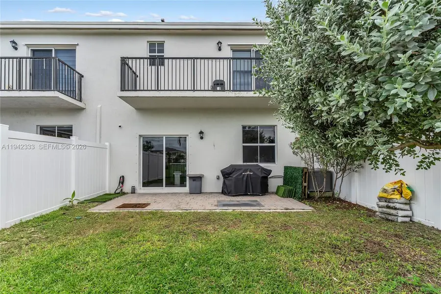 805 SE 18th St, Homestead, FL 33034 - Image #2