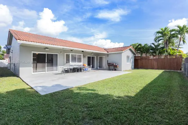 15286 SW 178th Ter, Miami, FL 33187