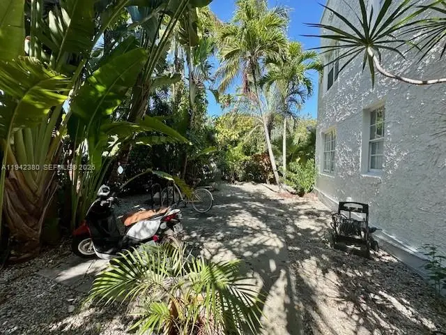 940 7th St #940D, Miami Beach, FL 33139 - Image #2