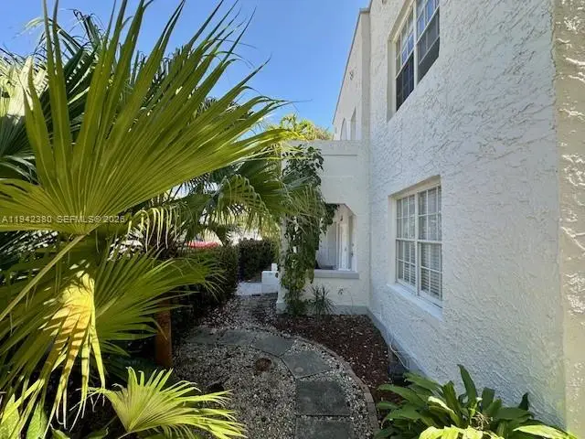 940 7th St #940D, Miami Beach, FL 33139 - Image #3