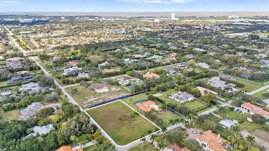 12001 NW 8th St, Plantation, FL 33325 - Image #3