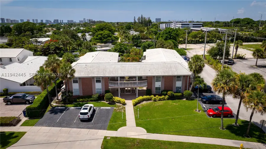 148 Yacht Club Dr #10, North Palm Beach, FL 33408 - #2