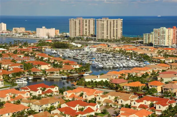 963 S Harbor Vw S, Hollywood, FL 33019