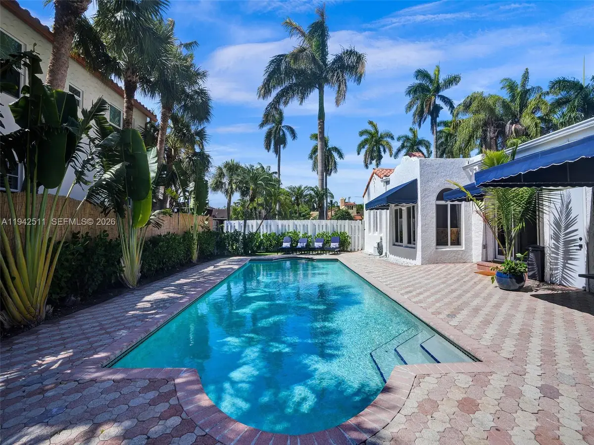 1128 Tyler St, Hollywood, FL 33019 - Image #1