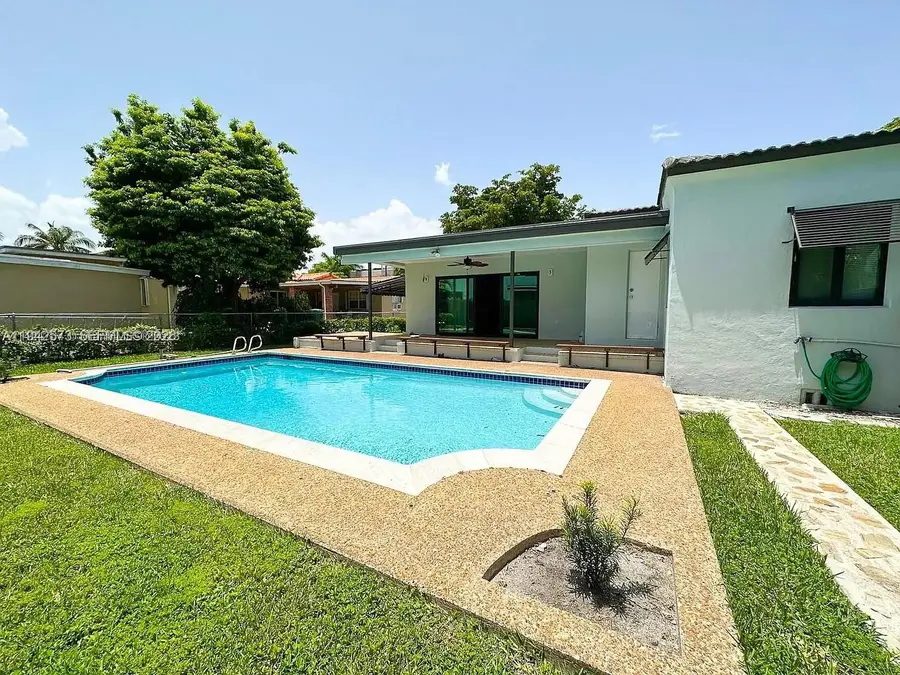 3050 SW 21st St, Miami, FL 33145 - Image #3