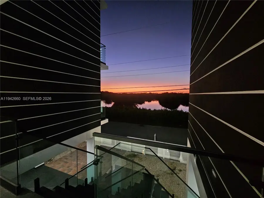 141 Grassy Rd, Key Largo, FL 33037 - Image #3