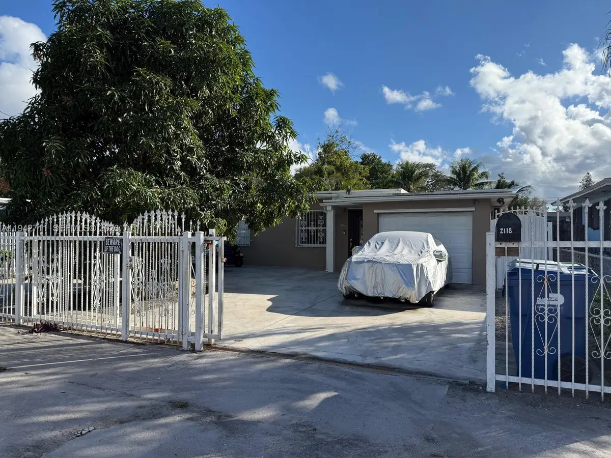 2118 NW 86th St, Miami, FL 33147 - Image #1