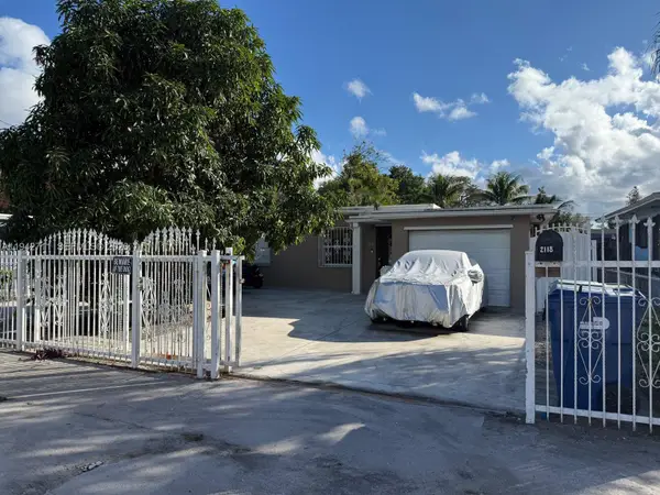 2118 NW 86th St, Miami, FL 33147