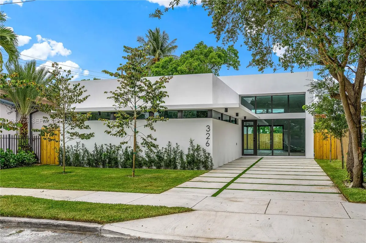 326 NW 40th St, Miami, FL 33127 - Image #1