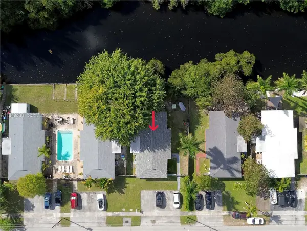 2441 NW 9th Ter, Wilton Manors, FL 33311