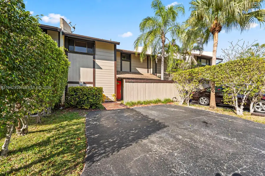 12806 SW 91st Ct, Miami, FL 33176 - Image #2
