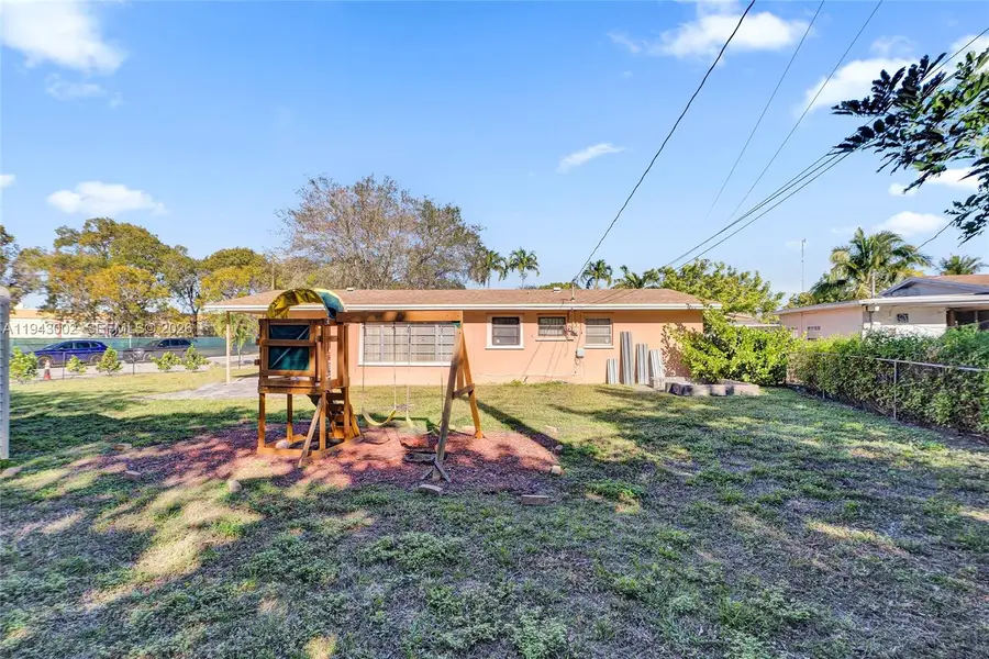 1450 NW 198th St, Miami Gardens, FL 33169 - #3