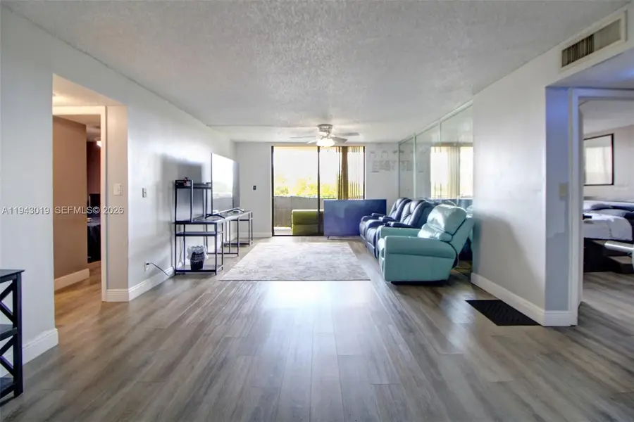 6190 Woodlands Blvd #312, Tamarac, FL 33319 - Image #3