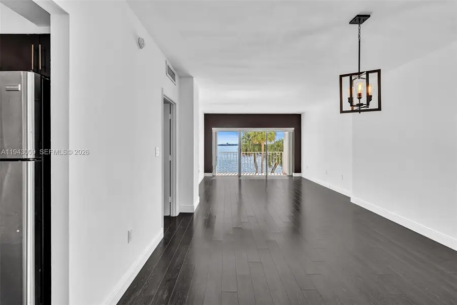 500 Bayview Dr #228, Sunny Isles Beach, FL 33160 - Image #3