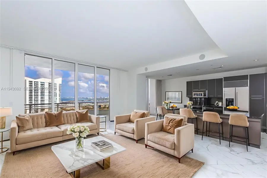 901 Brickell Key Blvd #3407, Miami, FL 33131 - Image #3