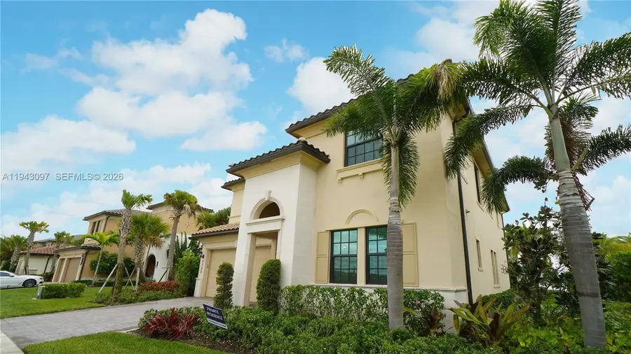 8725 Parkland Bay Dr, Parkland, FL 33076 - Image #2