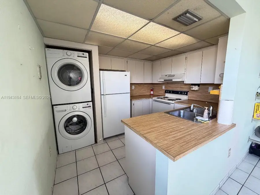 10296 NW 9th St Cir #202, Miami, FL 33172 - Image #3