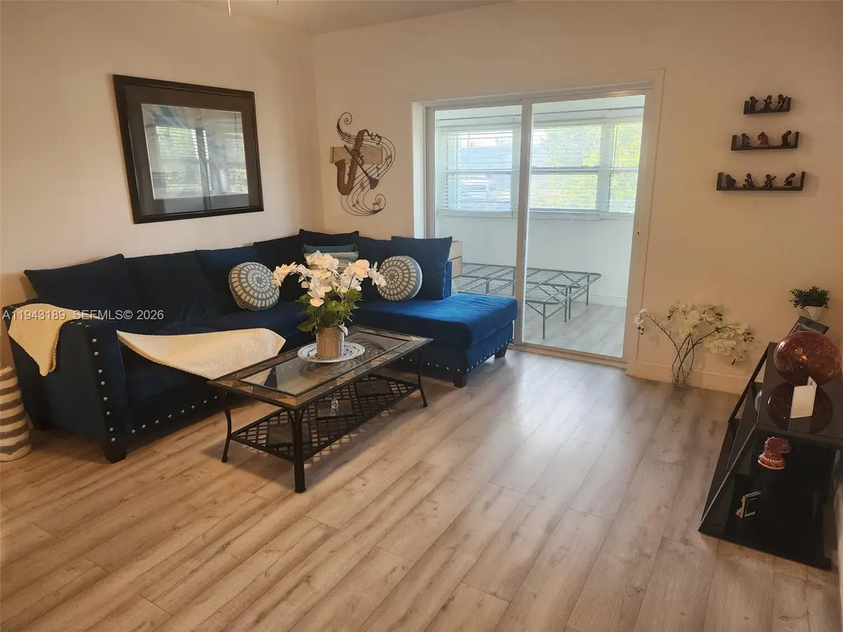 1115 Lake Ter #206, Boynton Beach, FL 33426 - Image #1