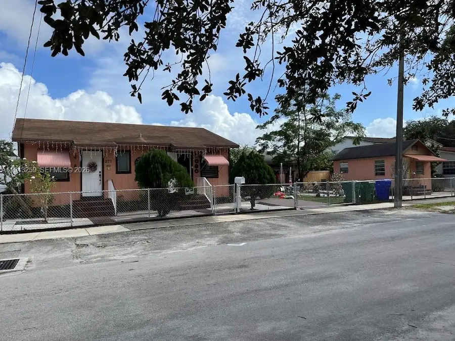 277 NW 47th Ct, Miami, FL 33126 - Image #2