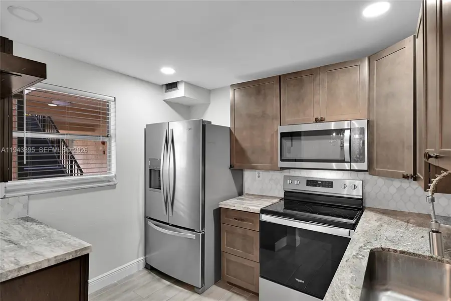 2850 Somerset Dr #105L, Lauderdale Lakes, FL 33311 - #3