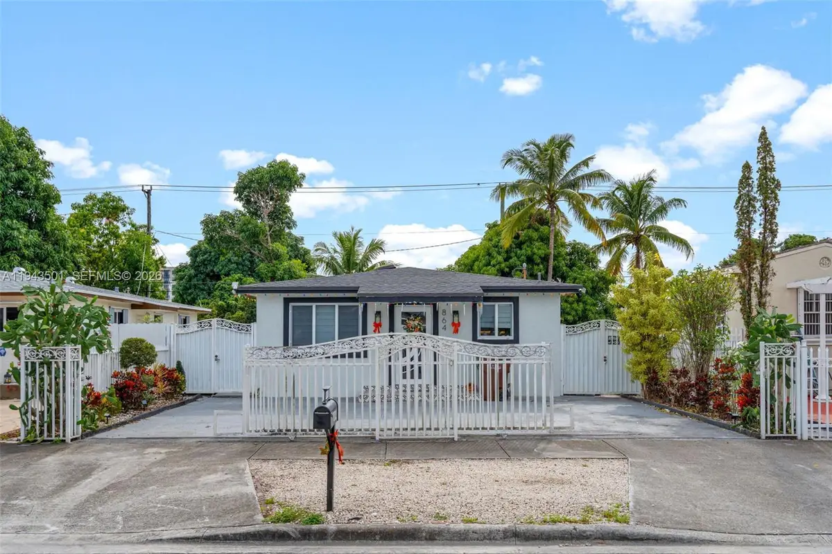 864 E 29th St, Hialeah, FL 33013 - Image #1