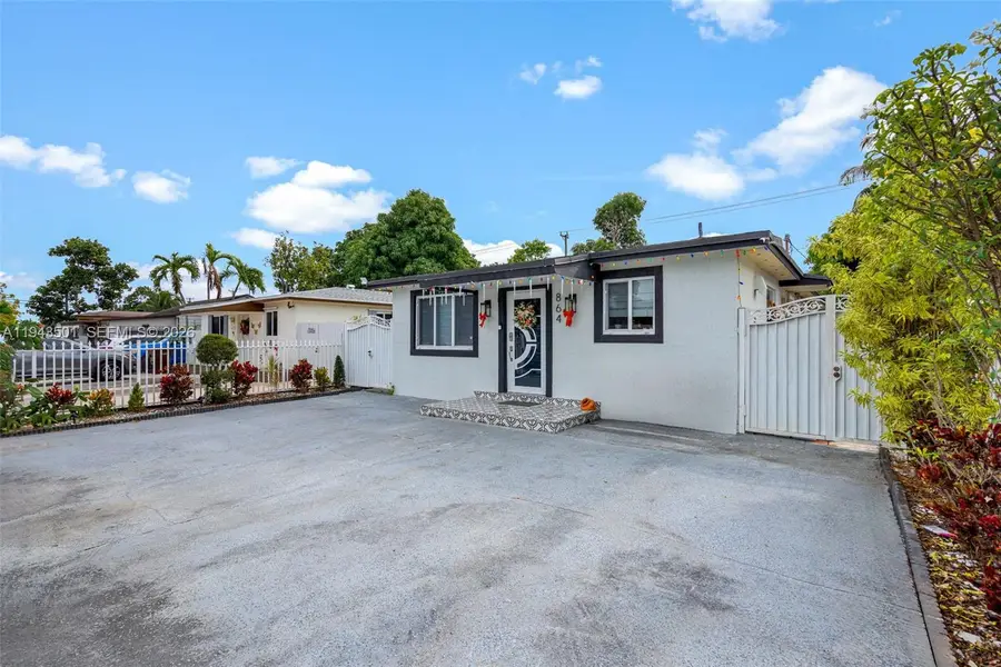 864 E 29th St, Hialeah, FL 33013 - Image #3