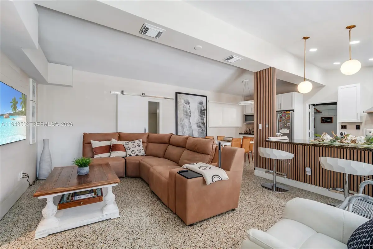 1245 NE 154th St, North Miami Beach, FL 33162 - Image #1