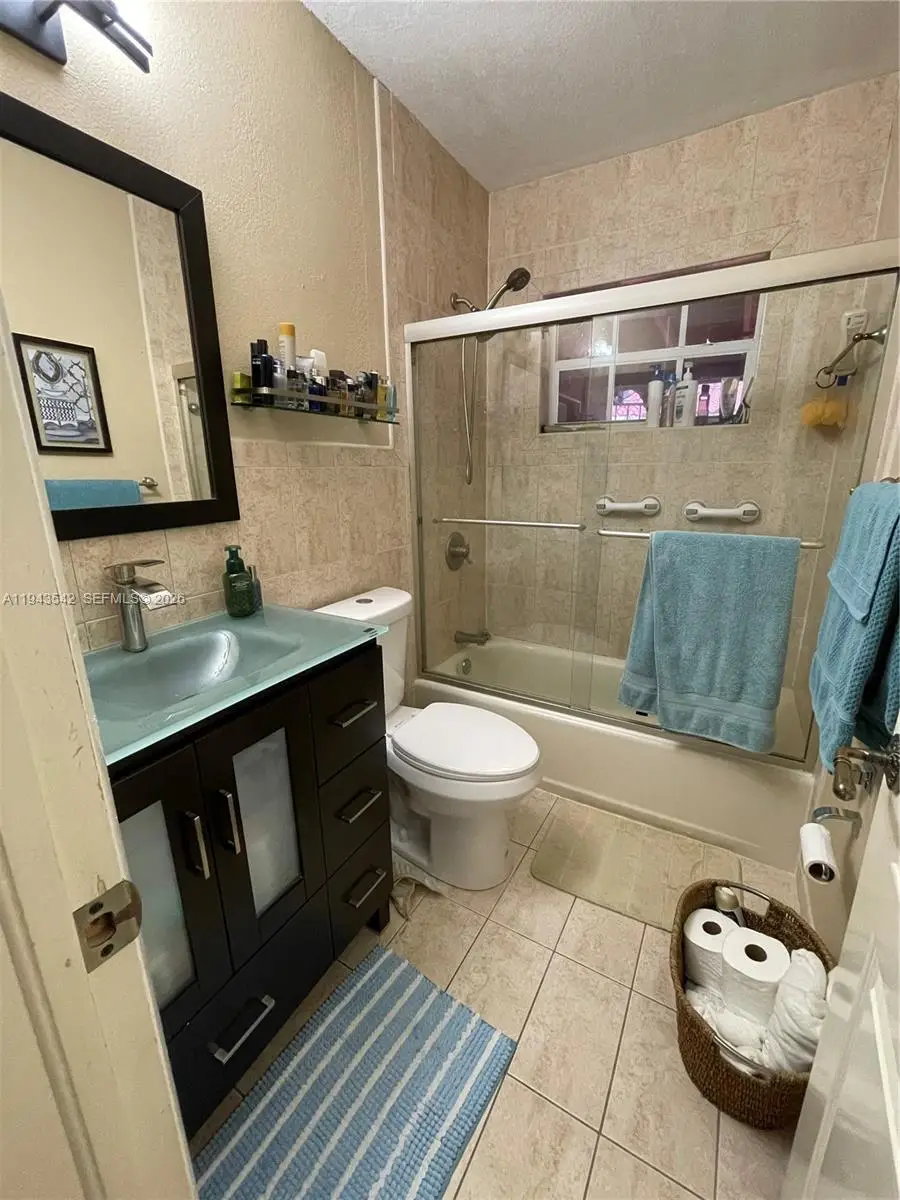 3270 SW 7th St, Miami, FL 33135 - Image #3