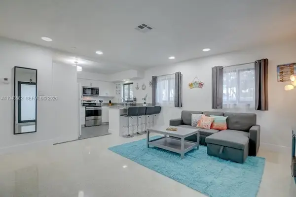 1700 SW 20th St, Fort Lauderdale, FL 33315