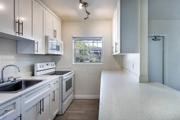 6511 Santona St #C18, Coral Gables, FL 33146