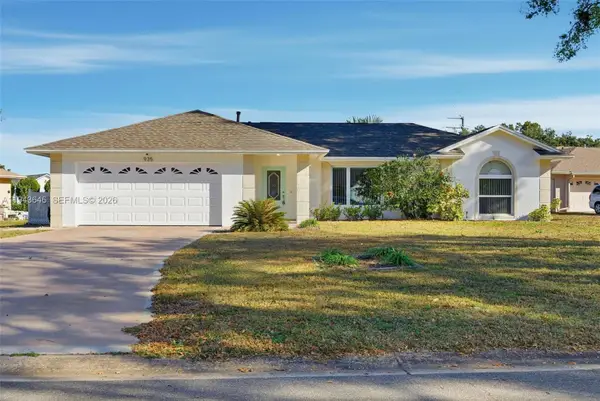 935 Amy Ridge Ct, Kissimmee, FL 34747