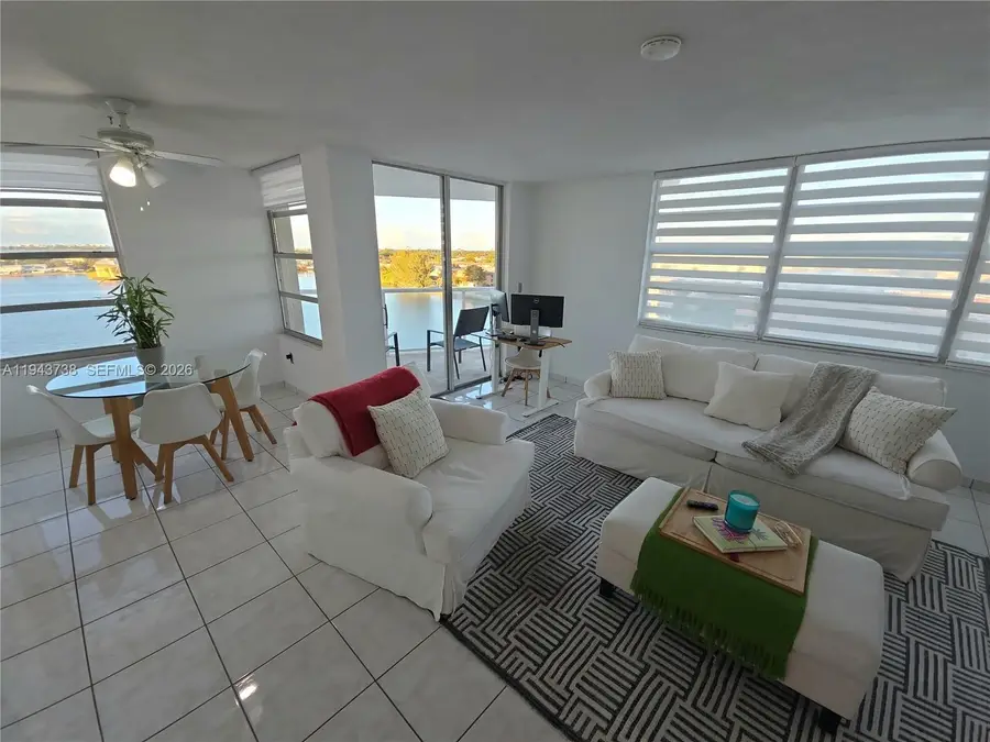 1351 NE Miami Gardens Dr #806E, Miami, FL 33179 - Image #2