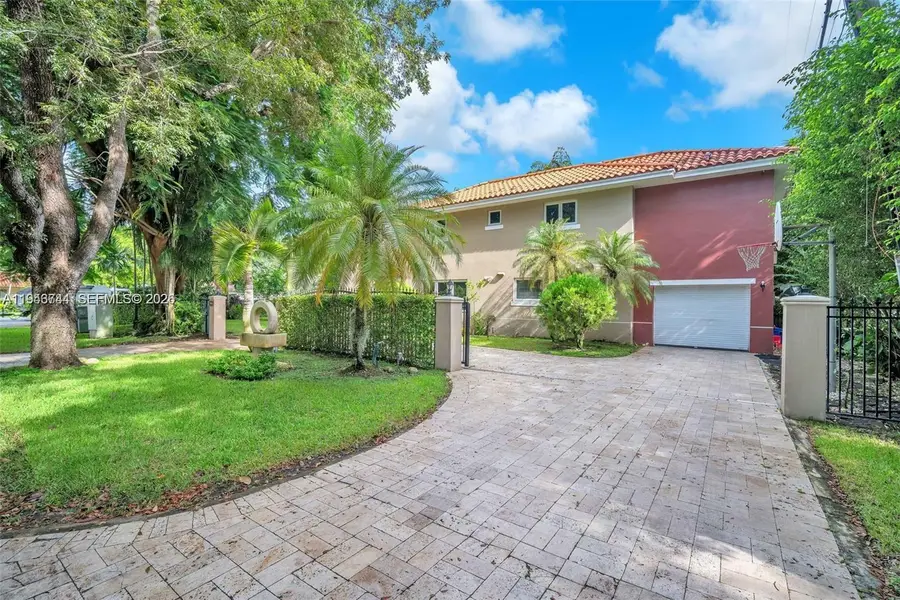 1543 Dorado Ave, Coral Gables, FL 33146 - Image #2