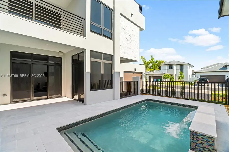 8091 NW 48th Ter, Doral, FL 33166 - Image #3