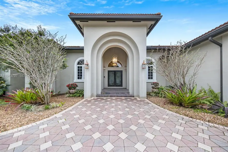 14781 S River Dr, Miami, FL 33167 - #2