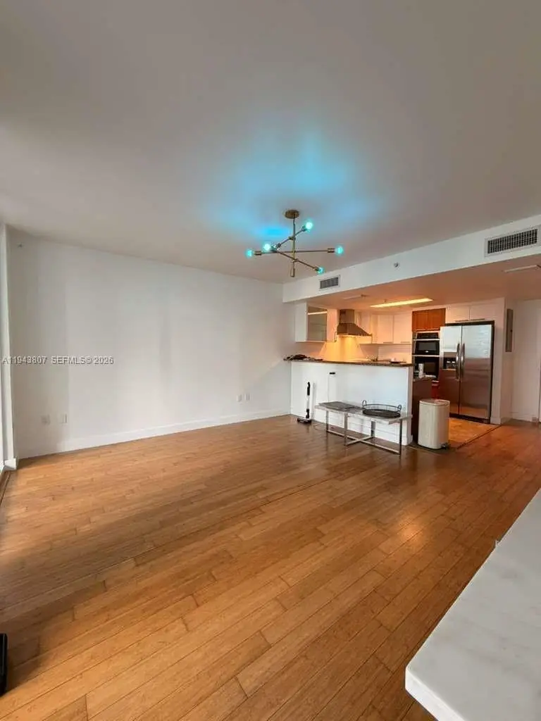 170 SE 14th St #1807, Miami, FL 33131 - Image #3