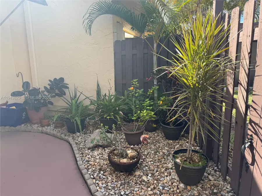 121 Gate Rd #2-64, Hollywood, FL 33024 - Image #3