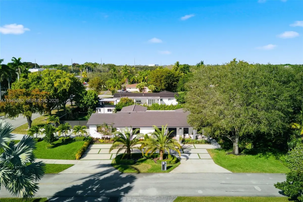 8625 SW 147th St, Palmetto Bay, FL 33158 - Image #1