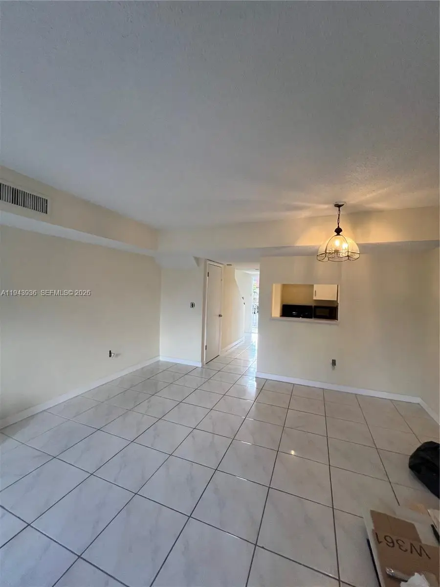 260 NW 107th Ave #212, Miami, FL 33172 - Image #3