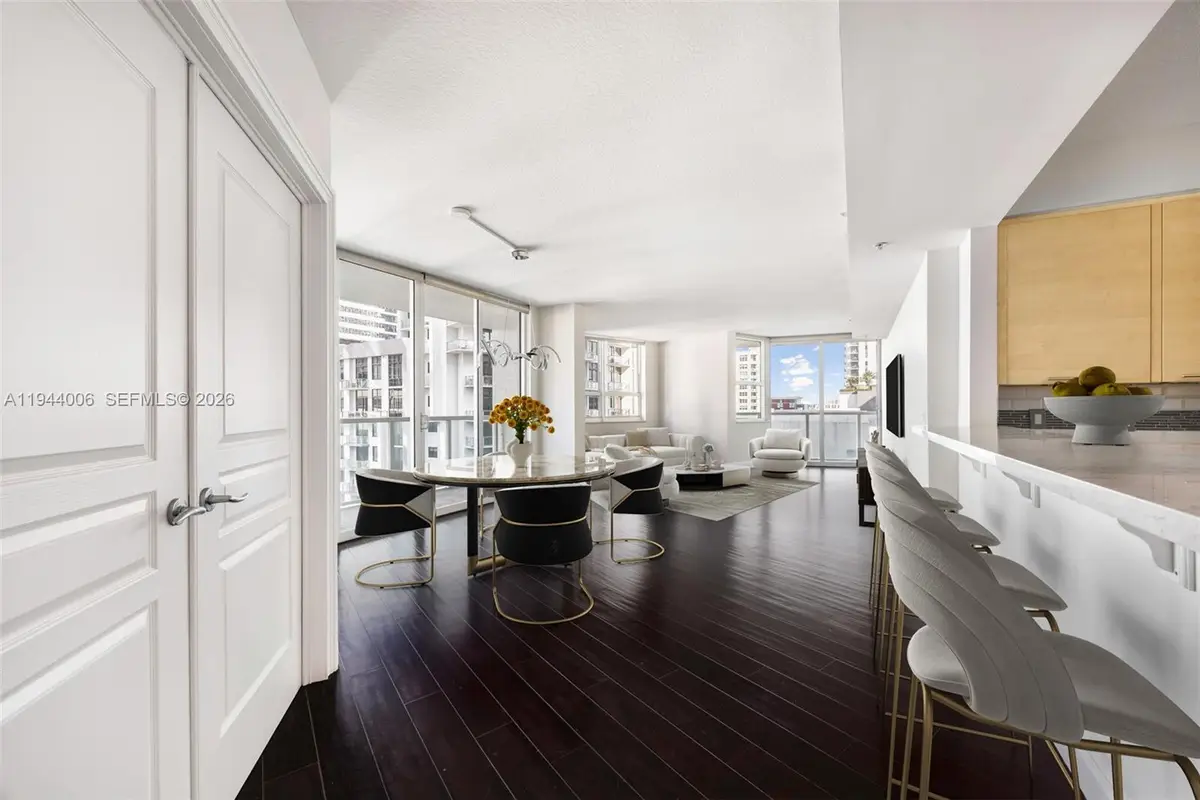 350 SE 2nd St #870, Fort Lauderdale, FL 33301 - Image #1