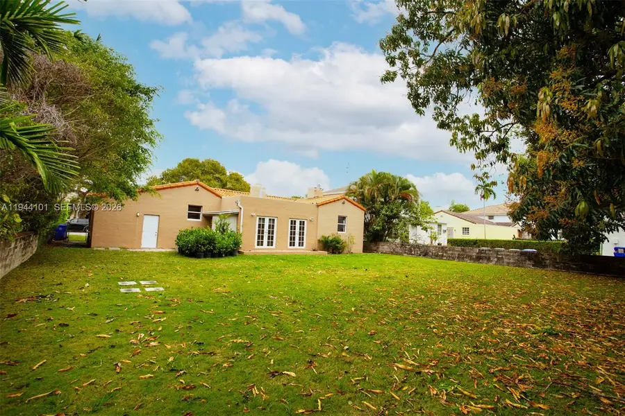 236 SW 28th Rd, Miami, FL 33129 - Image #2