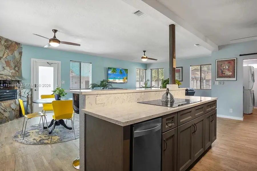 316 NW 29th St, Wilton Manors, FL 33311 - #2