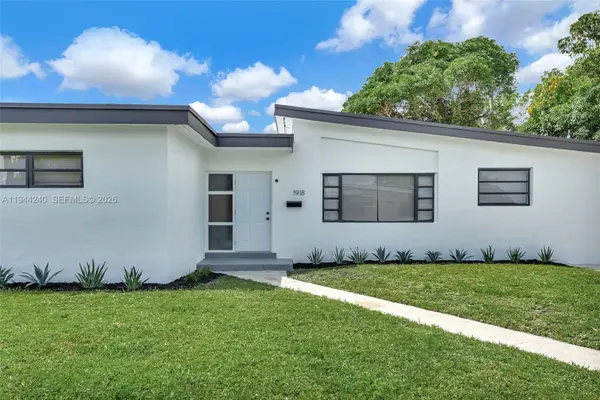 1918 NW 185th St, Miami Gardens, FL 33056