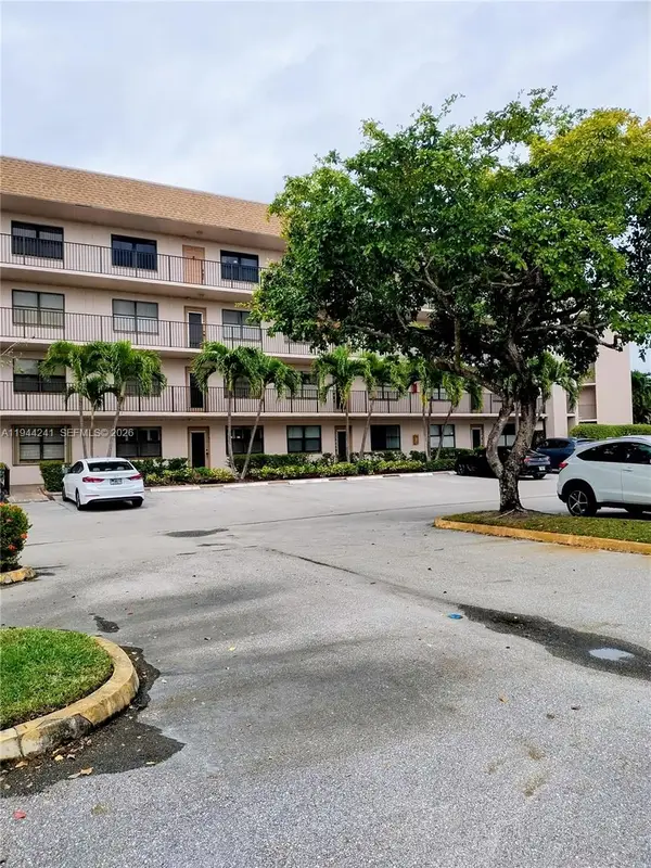 2981 N Nob Hill Rd #406, Sunrise, FL 33322